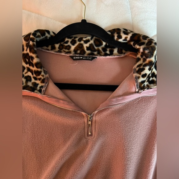 Shein pink and leopard print quarter zip top - Picture 4 of 5